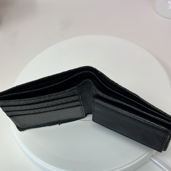 GUCCI Wallet - Picture 9 of 9